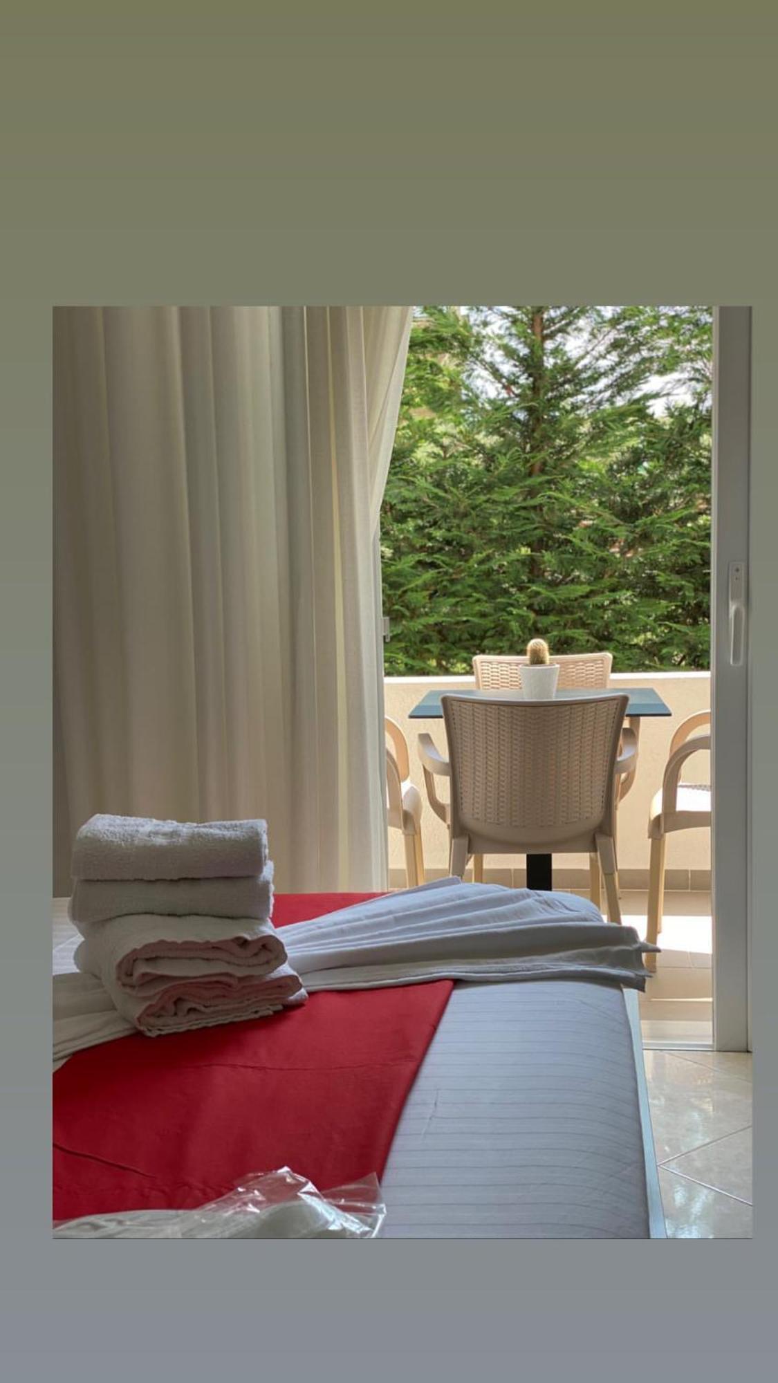 Seahorse Hotel คซามิล ภายนอก รูปภาพ